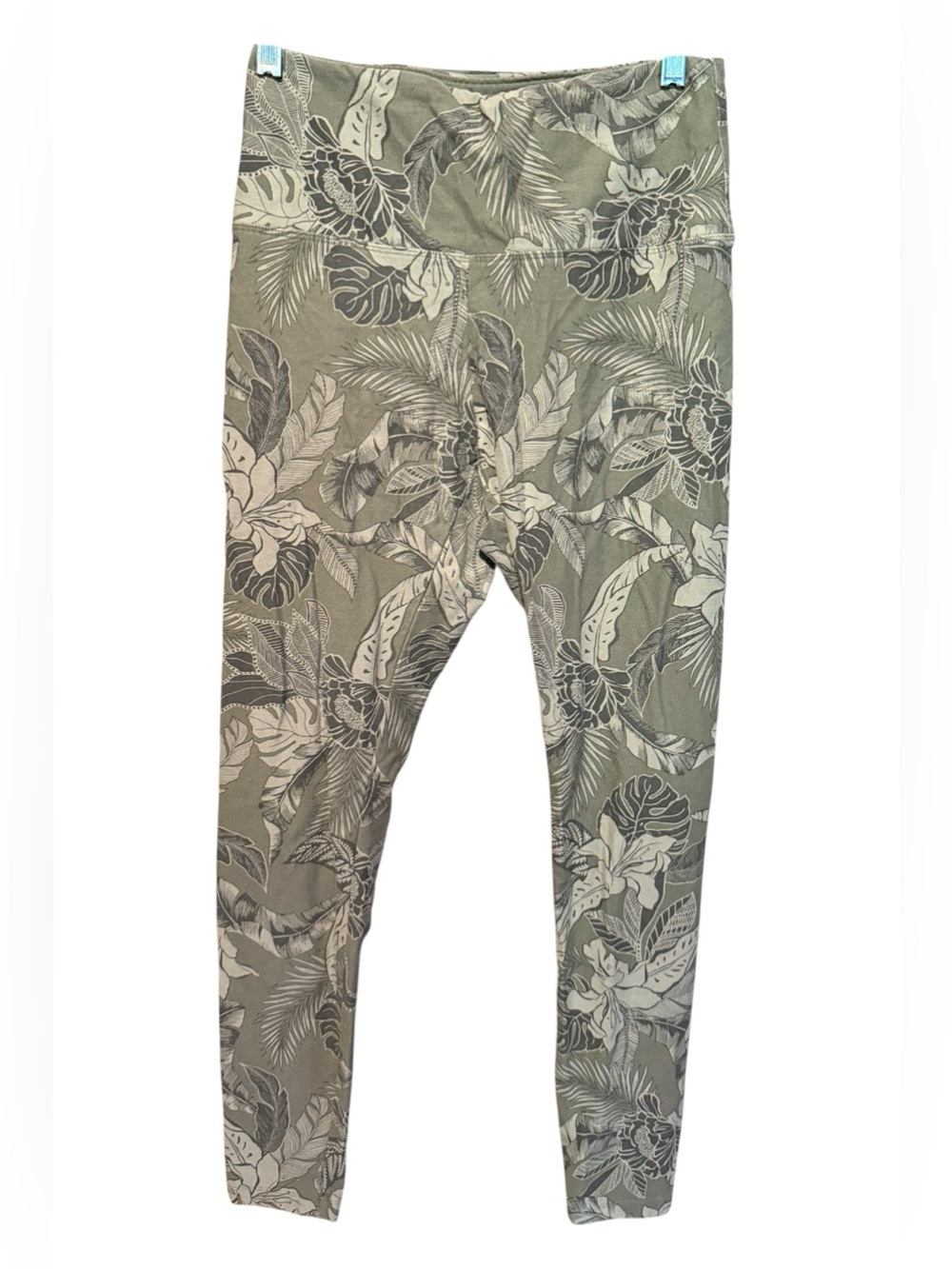 💚💰BOGO FREE PINK VS Print Yoga Leggings